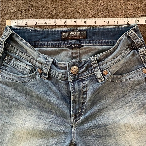 Silver Suki - Picture 3 of 11